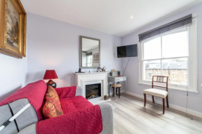 Charming New 1BR Flat wTerrace, Shepherd's Bush